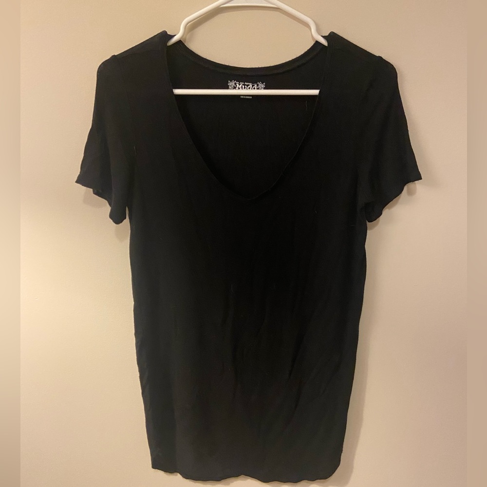Basic black t-shirt